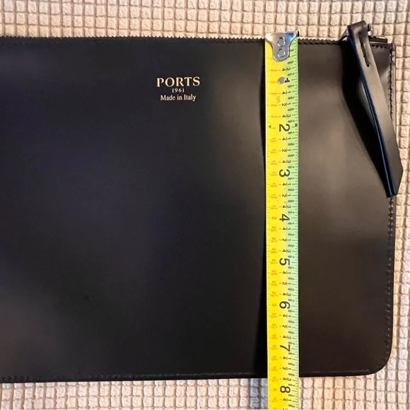NWT- GREAT 🎁 Ports 1961 men’s skinny black clutch with logo on front - Picture 9 of 16